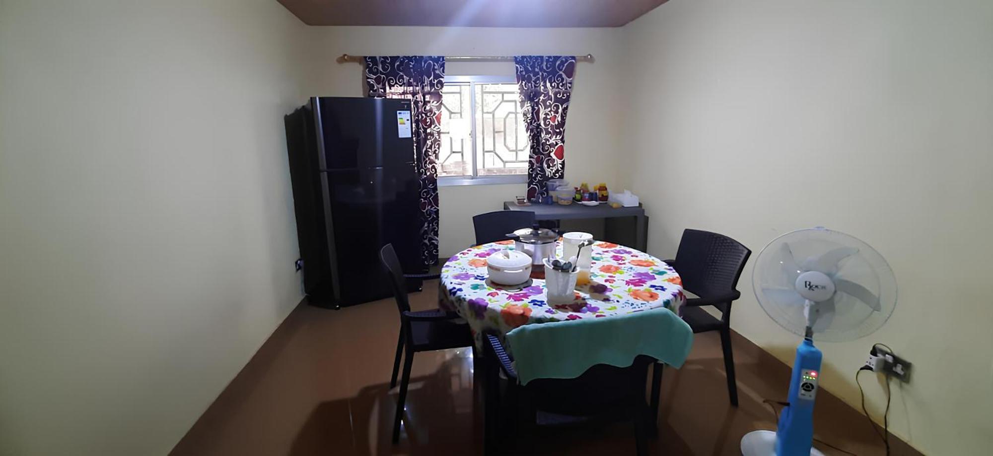 Yogi Home Stay Near Freetown Airport Экстерьер фото